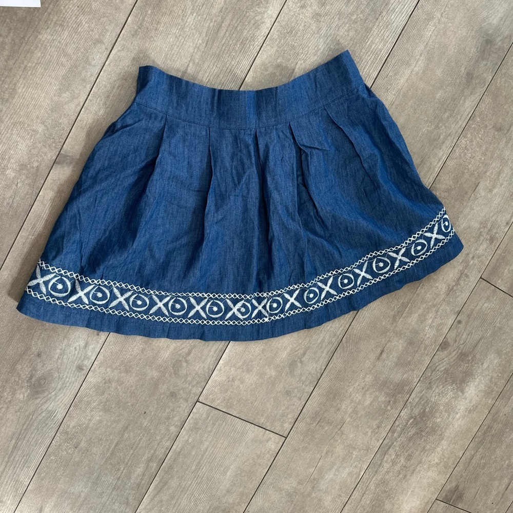New POL Chambray Embroidered Mini Skirt Women’s Size Small Boho Embroidered Trim